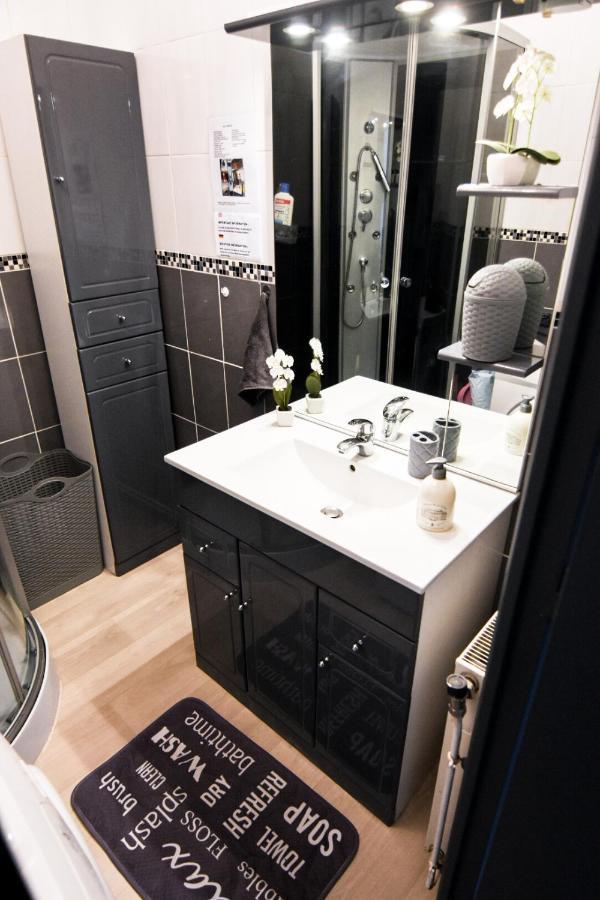 Appartement "Le Terminus " Gare-Cosy-Wifi 6 Personnes Saint-Quentin  Exterior photo