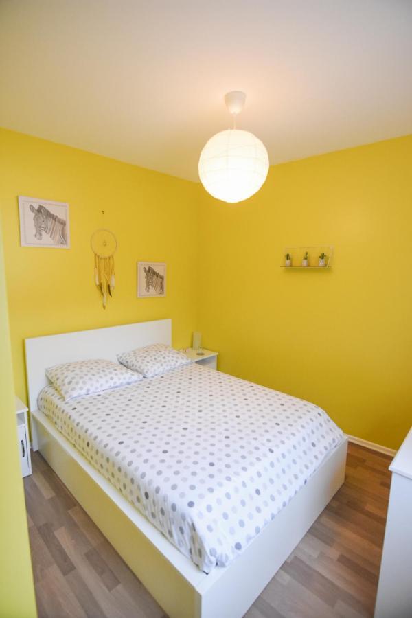 Appartement "Le Terminus " Gare-Cosy-Wifi 6 Personnes Saint-Quentin  Exterior photo